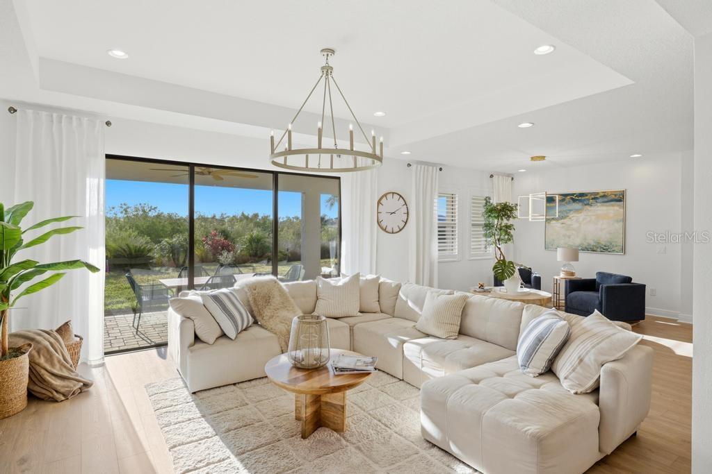 Image 8 of 71 For 17731 Savory Mist Circle