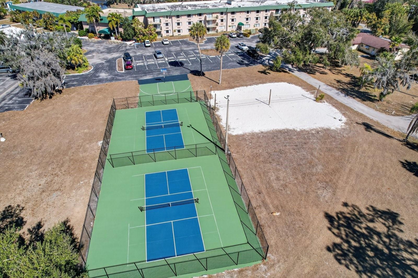 Image 30 of 36 For 1111 Faith Circle 2006