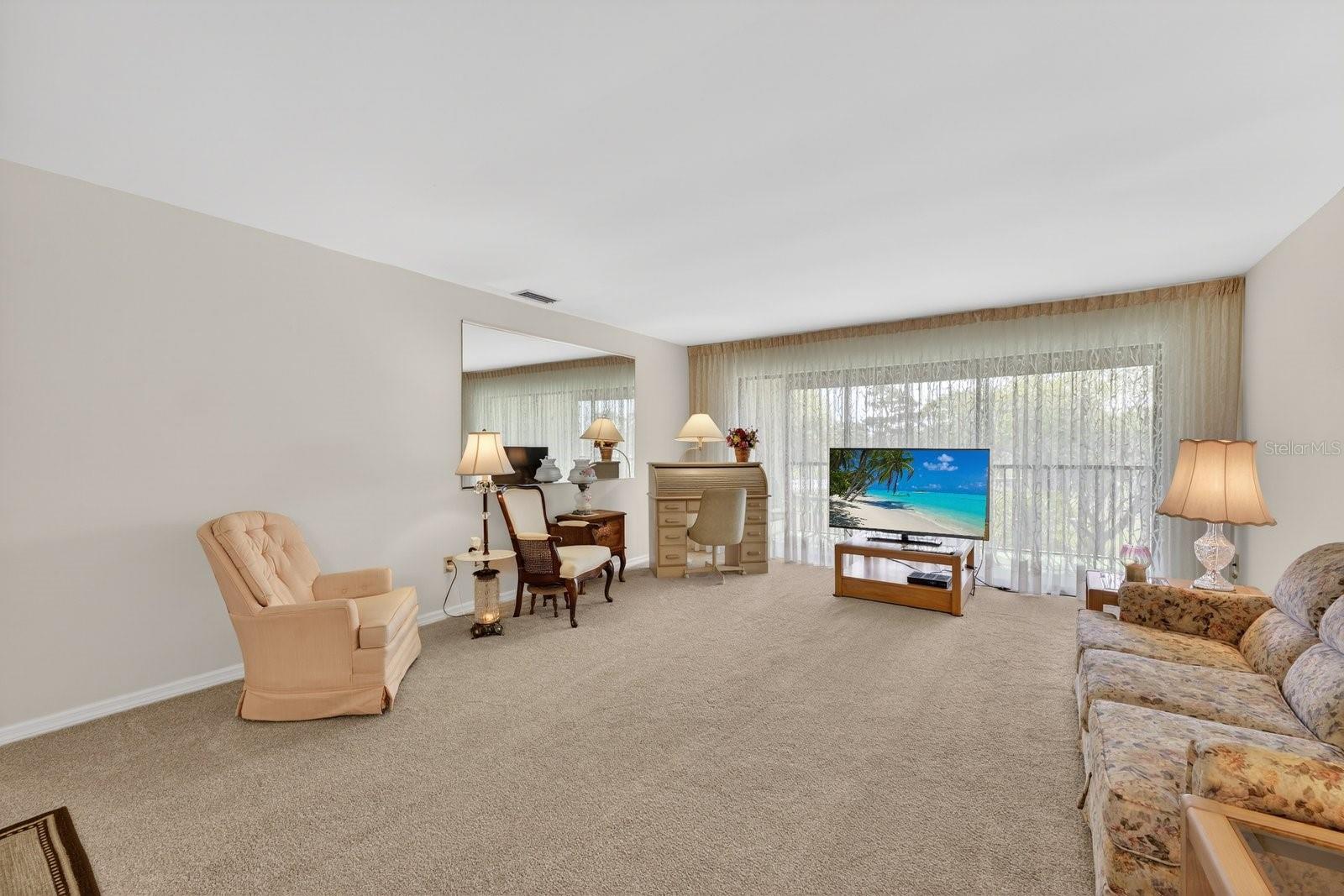 Image 7 of 36 For 1111 Faith Circle 2006