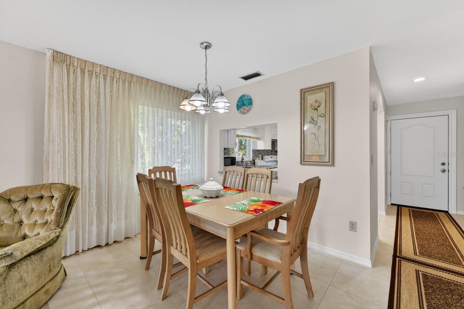 Image 8 of 36 For 1111 Faith Circle 2006