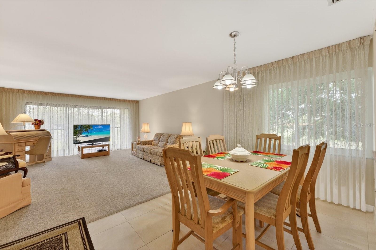 Image 9 of 36 For 1111 Faith Circle 2006