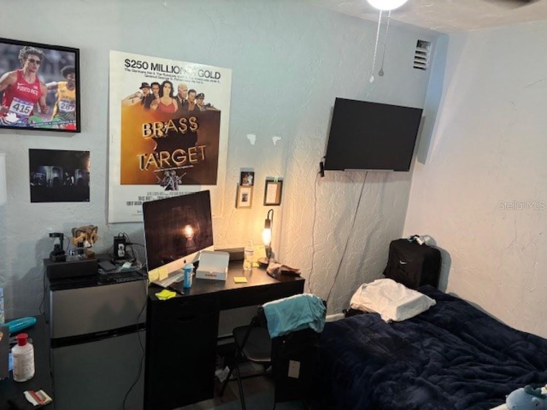 Image 9 of 11 For 203 25th Street