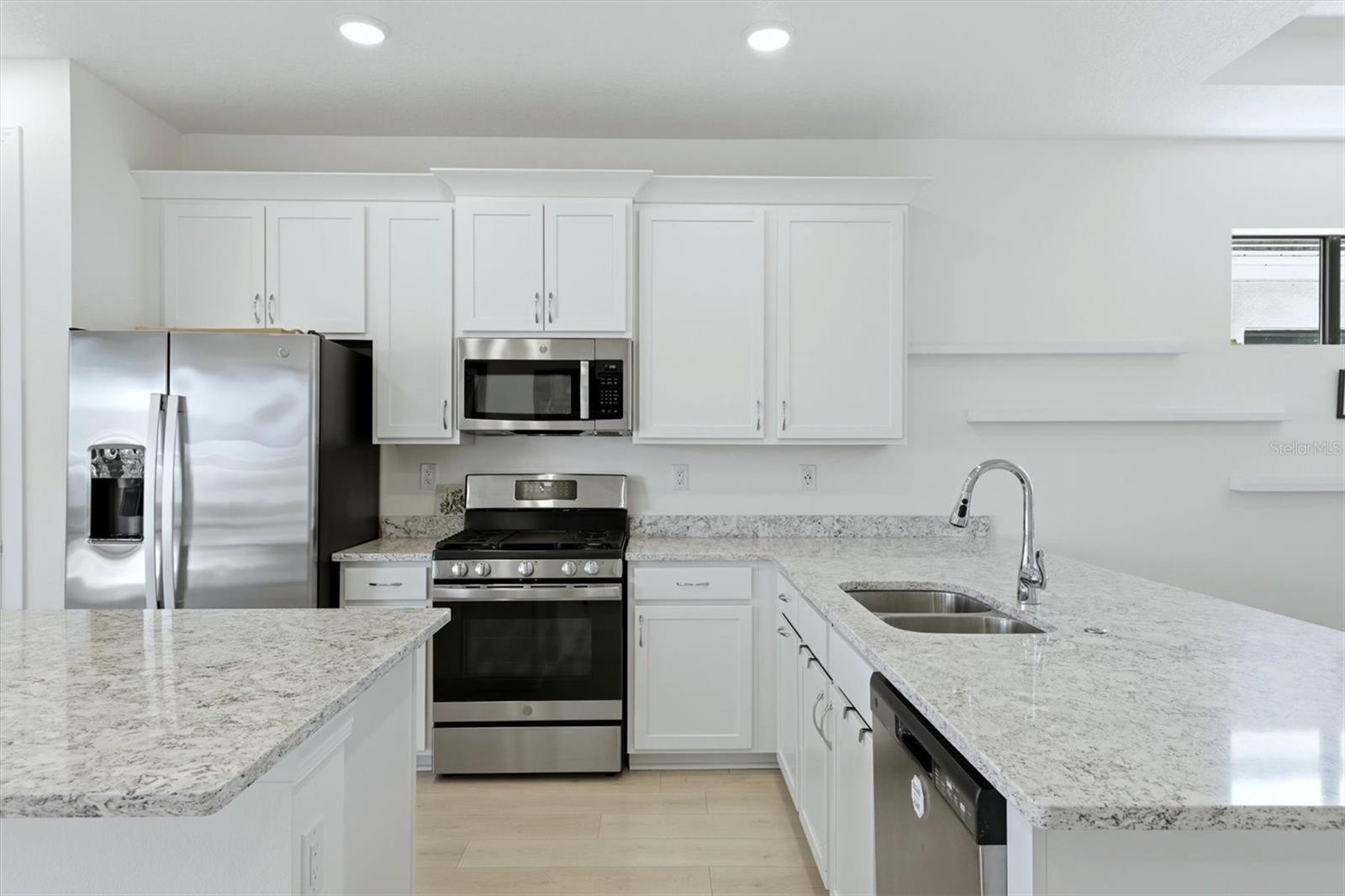 Image 14 of 50 For 4939 Carova Way