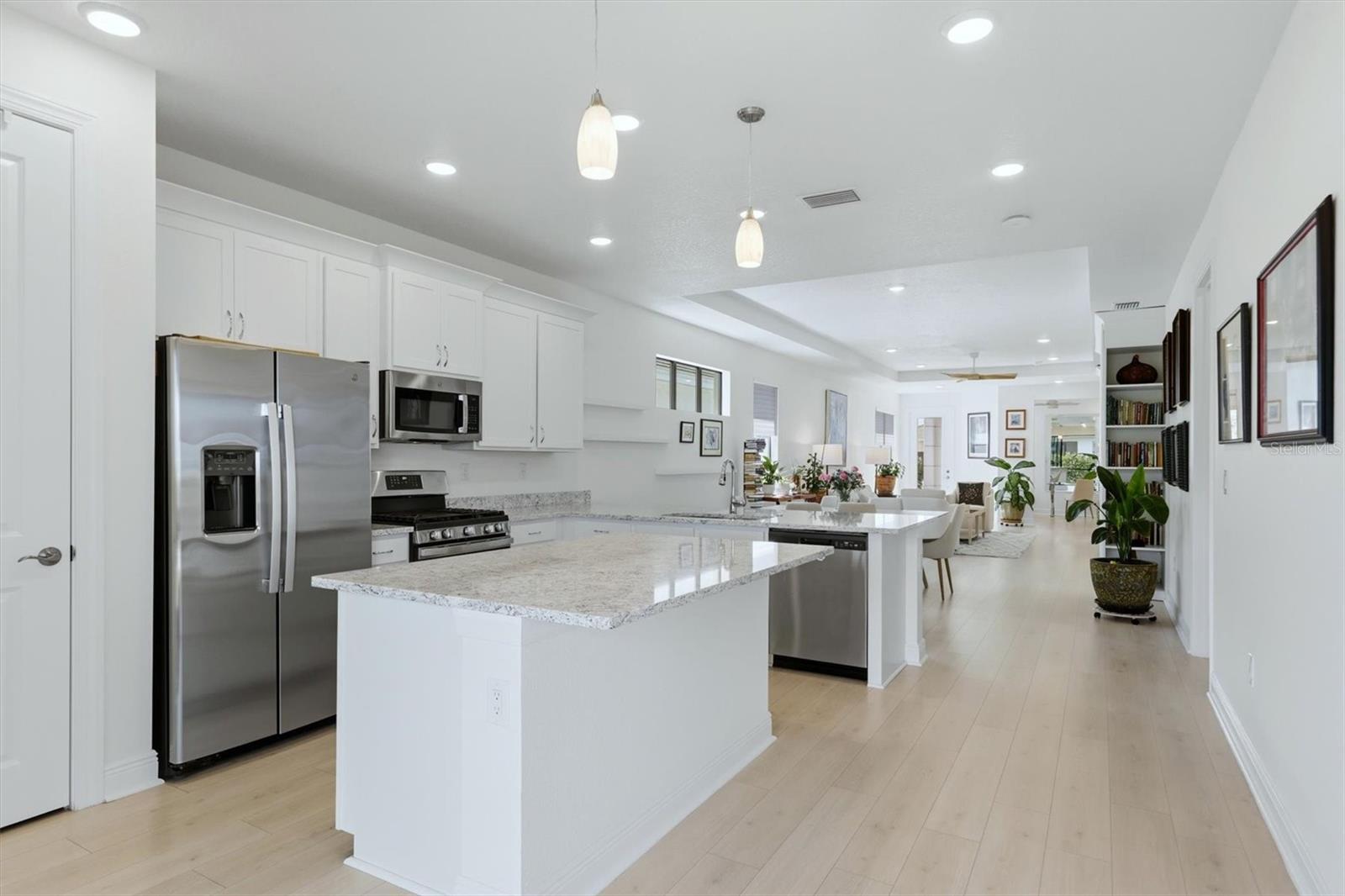 Image 18 of 50 For 4939 Carova Way