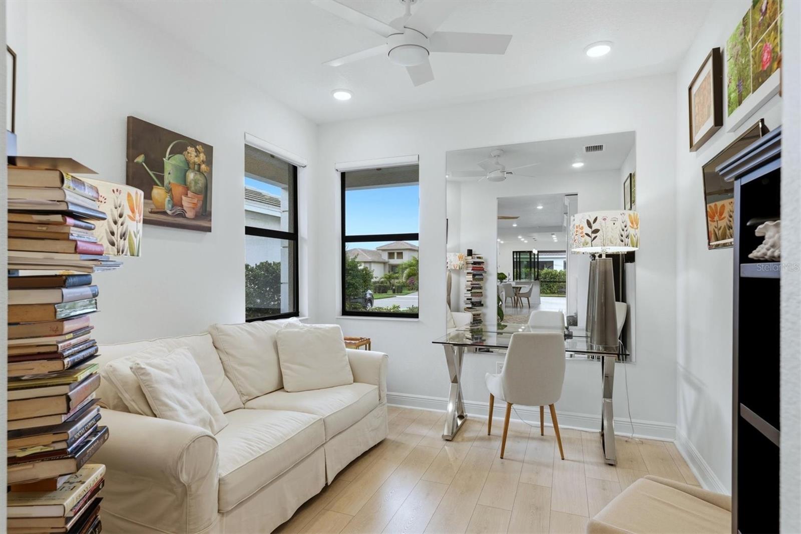 Image 19 of 50 For 4939 Carova Way