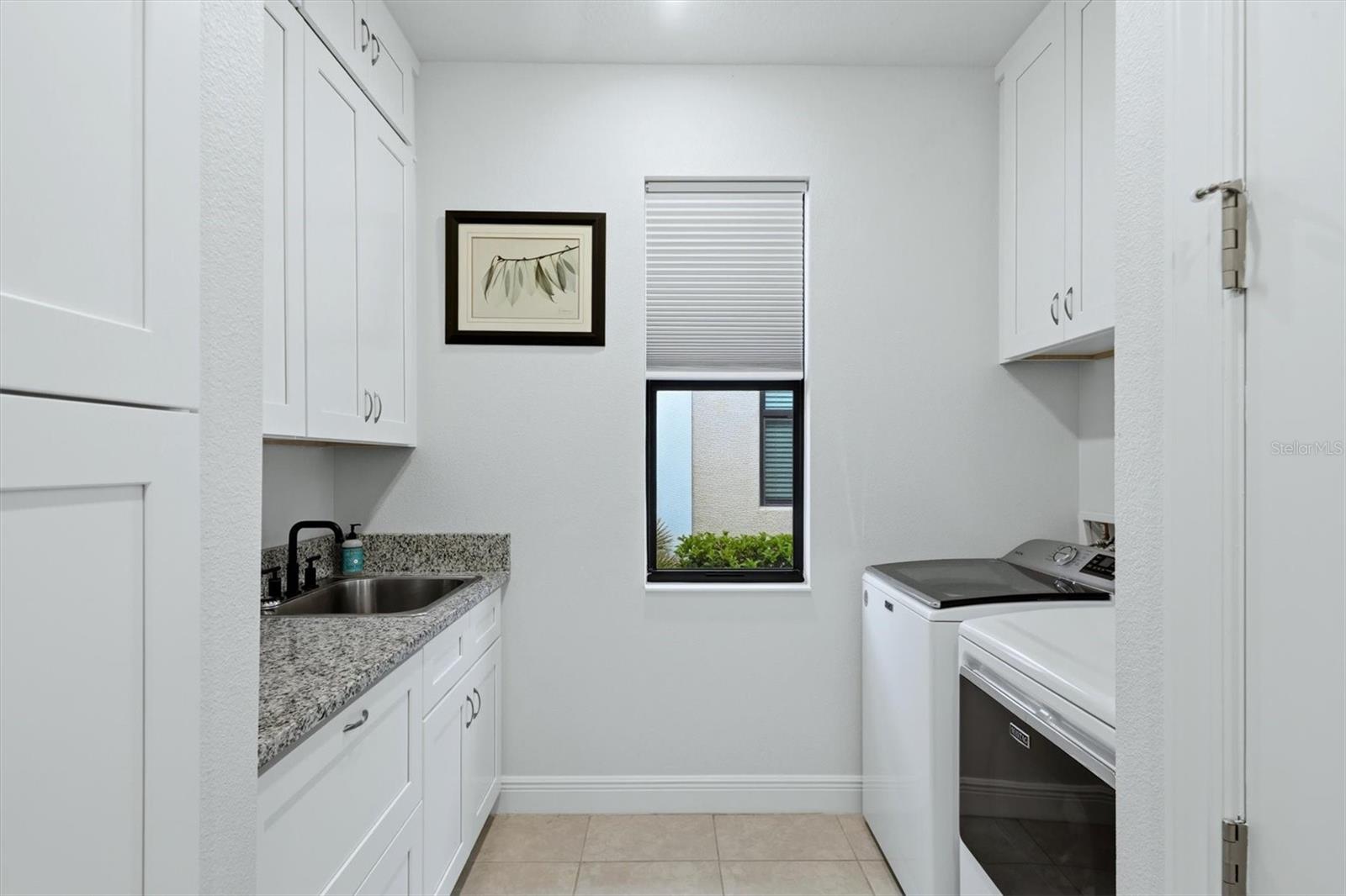 Image 27 of 50 For 4939 Carova Way