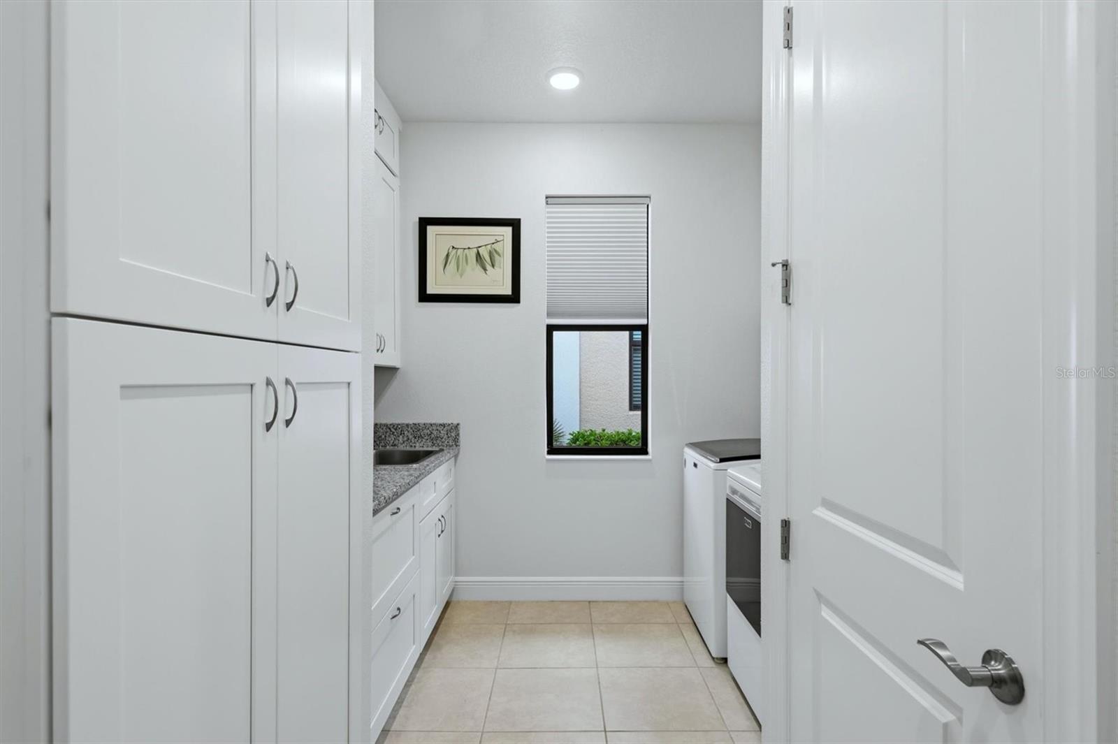 Image 28 of 50 For 4939 Carova Way