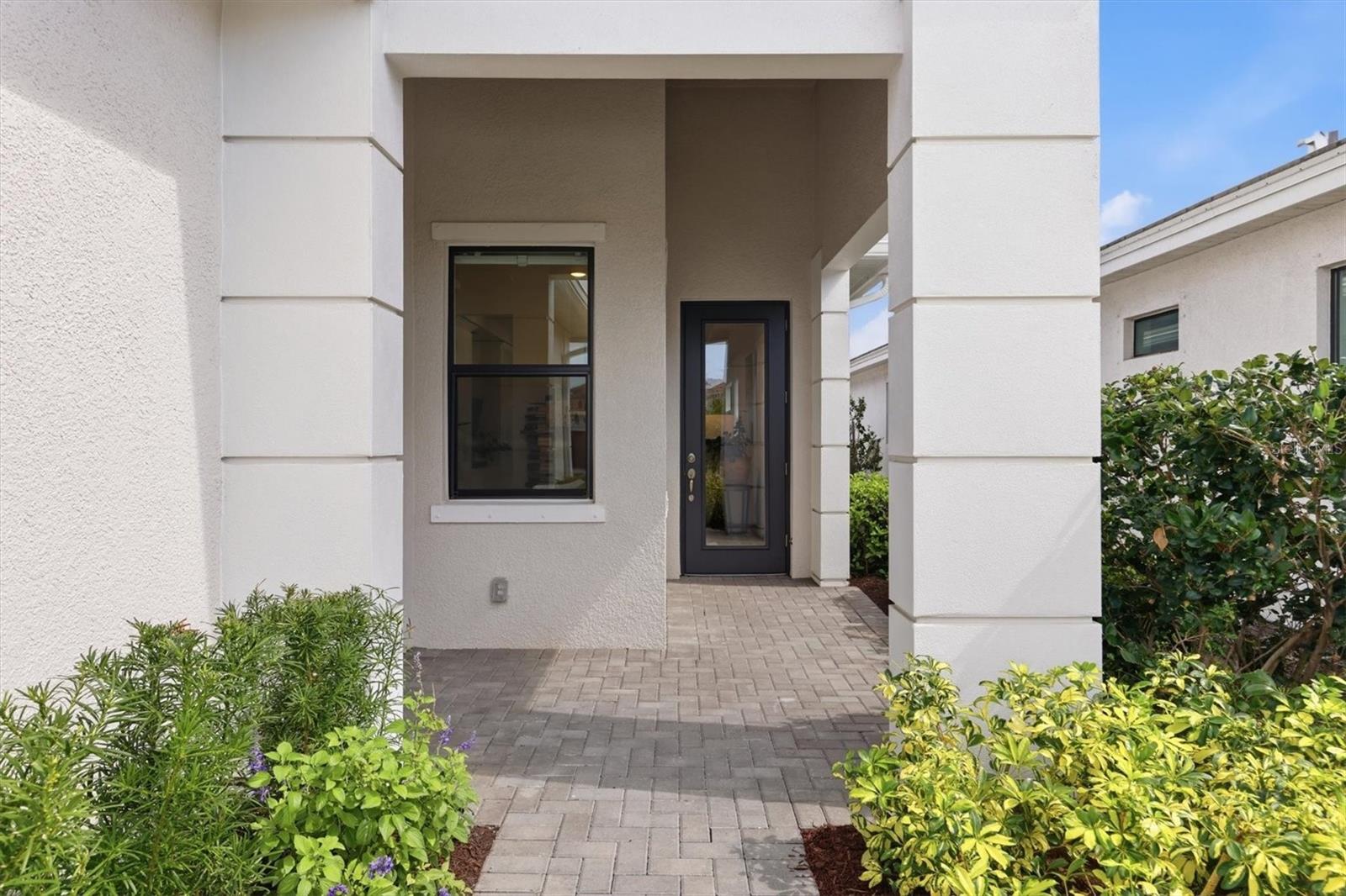 Image 3 of 50 For 4939 Carova Way