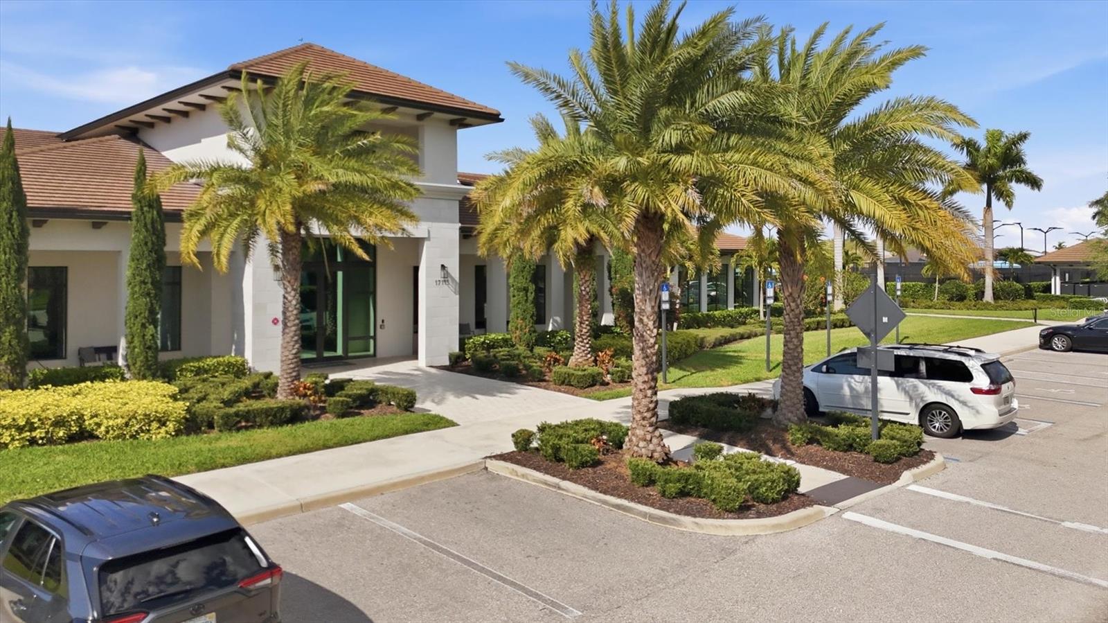 Image 39 of 50 For 4939 Carova Way