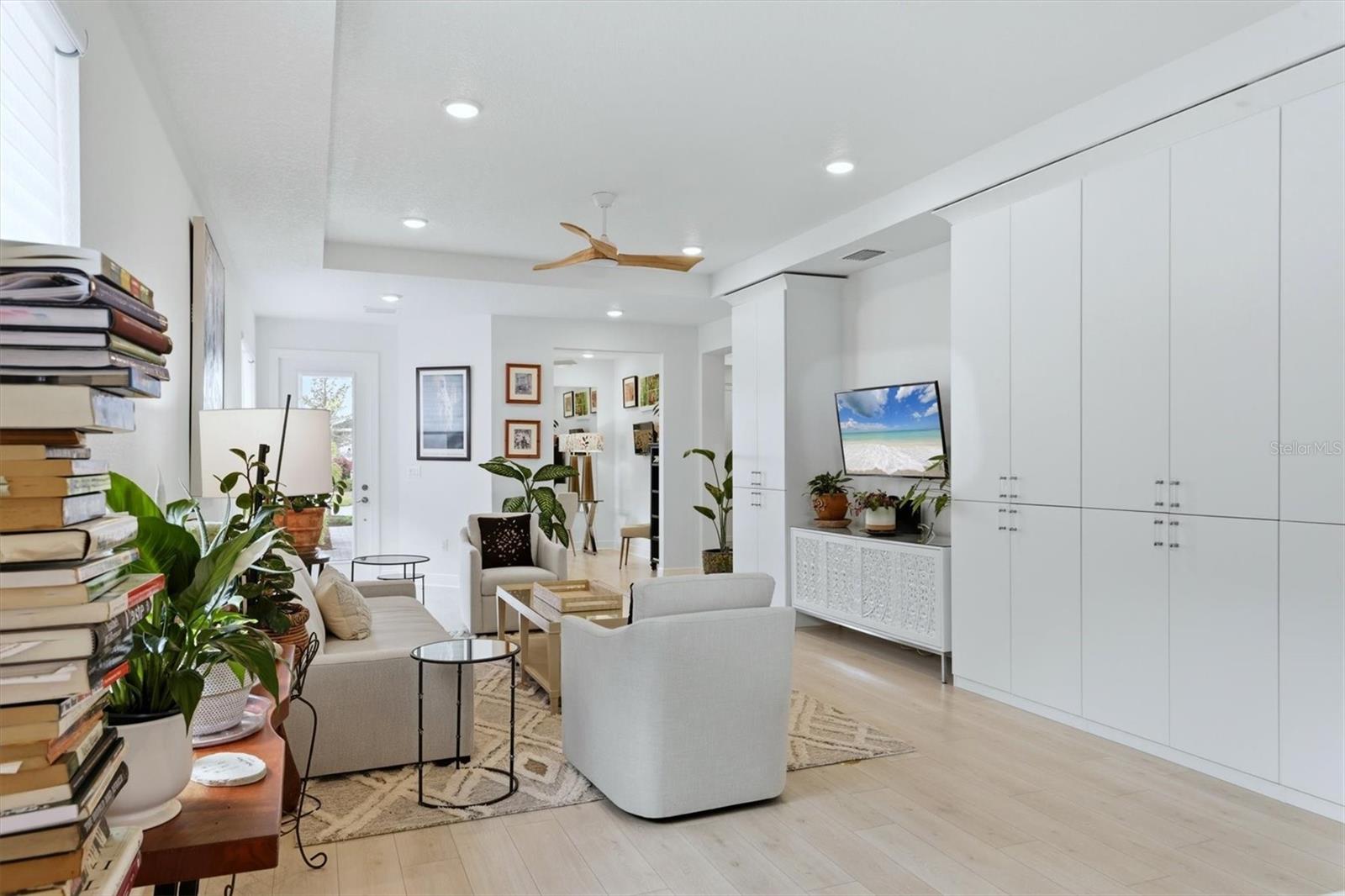 Image 8 of 50 For 4939 Carova Way