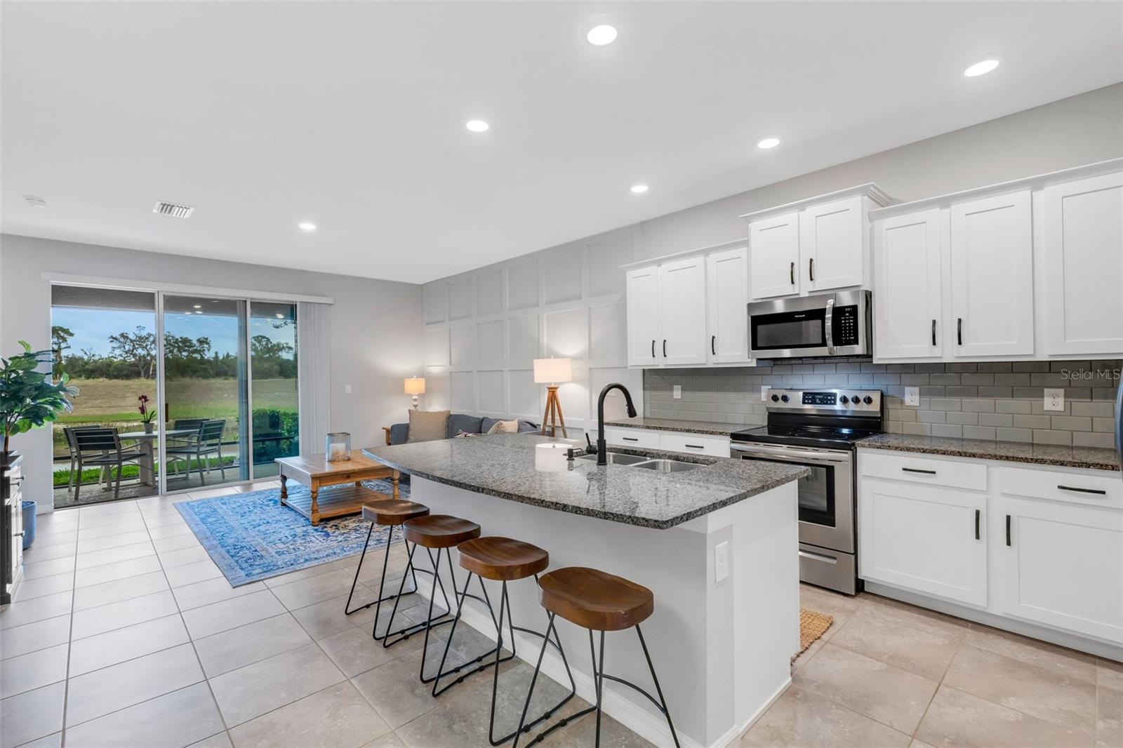 Image 8 of 51 For 2471 Midnight Pearl Drive