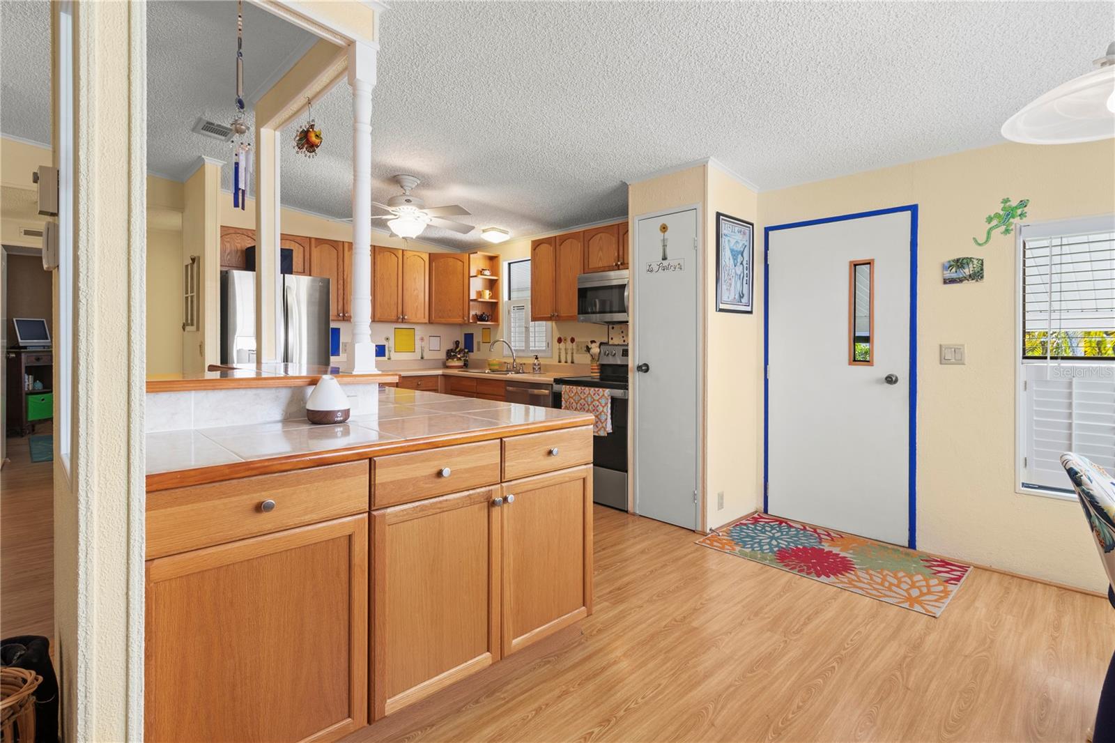 Image 10 of 47 For 148 Nightingale Circle