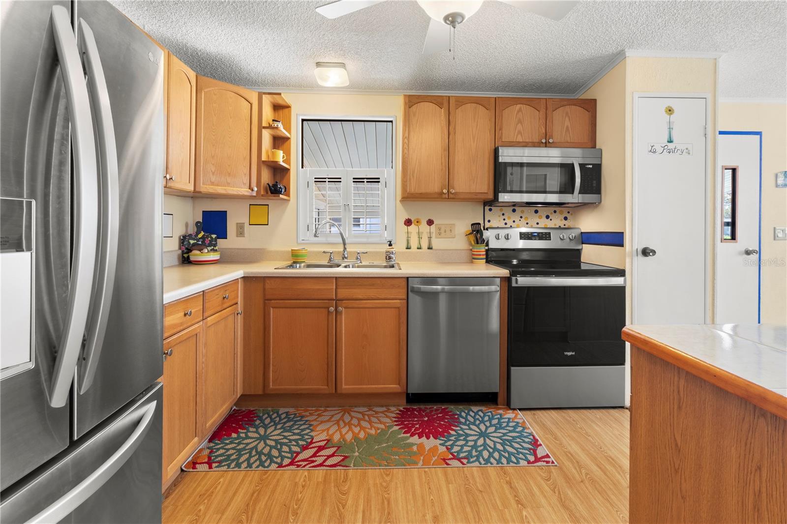 Image 15 of 47 For 148 Nightingale Circle