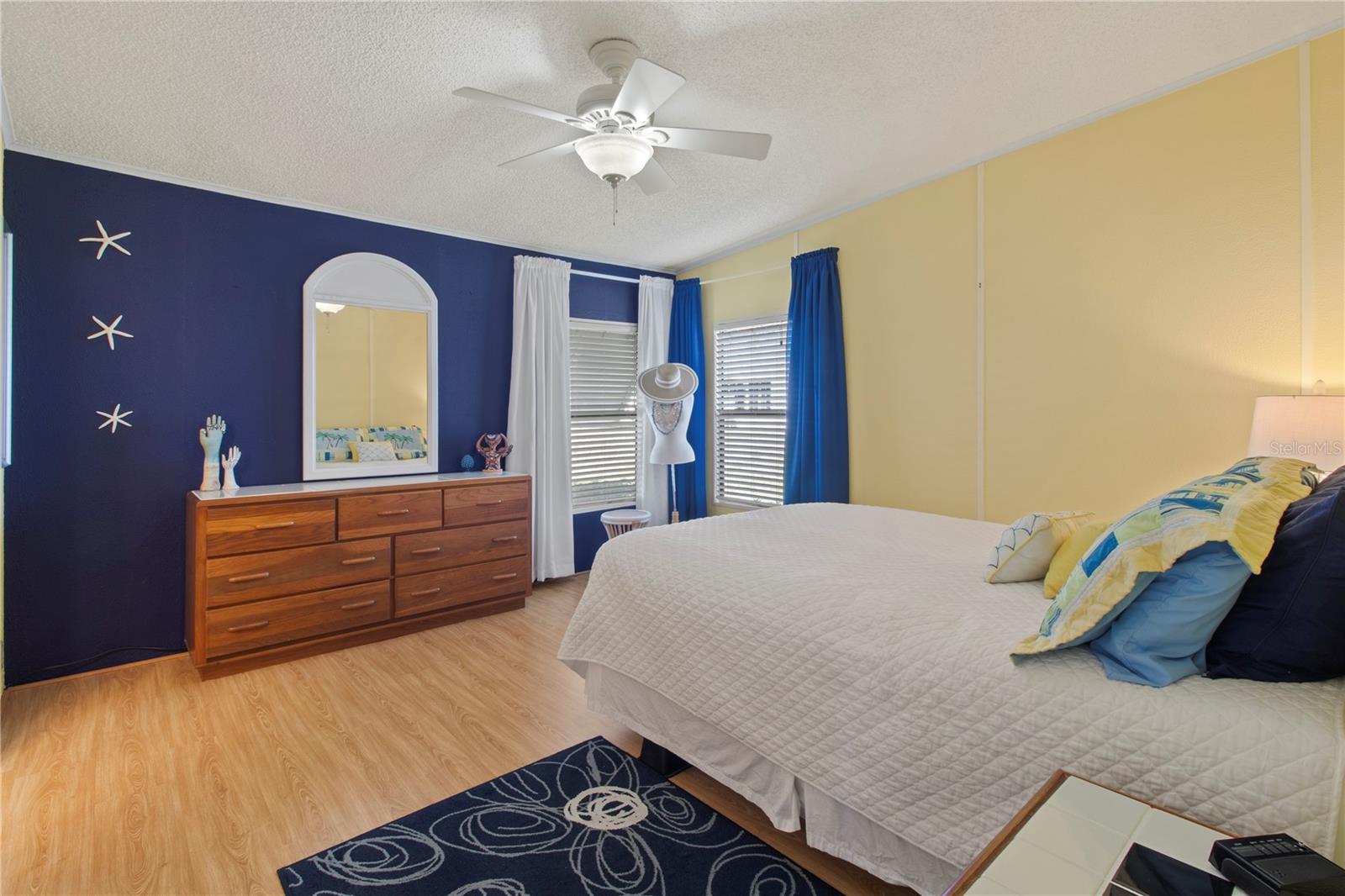 Image 17 of 47 For 148 Nightingale Circle