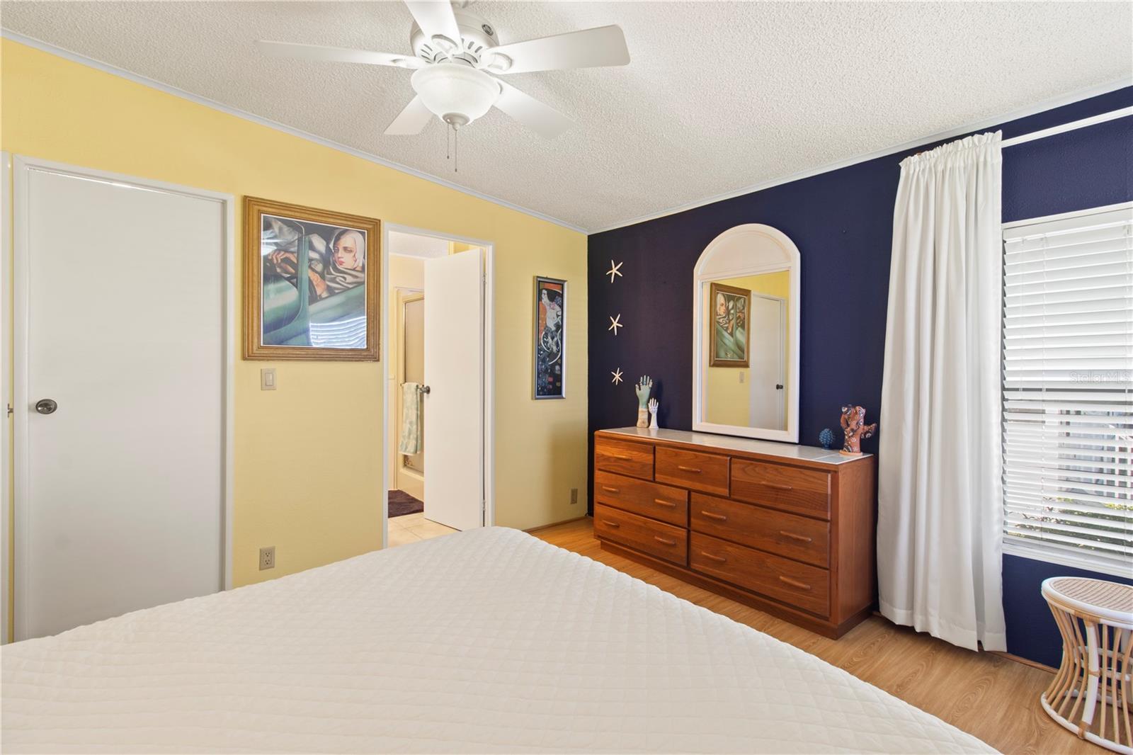 Image 19 of 47 For 148 Nightingale Circle