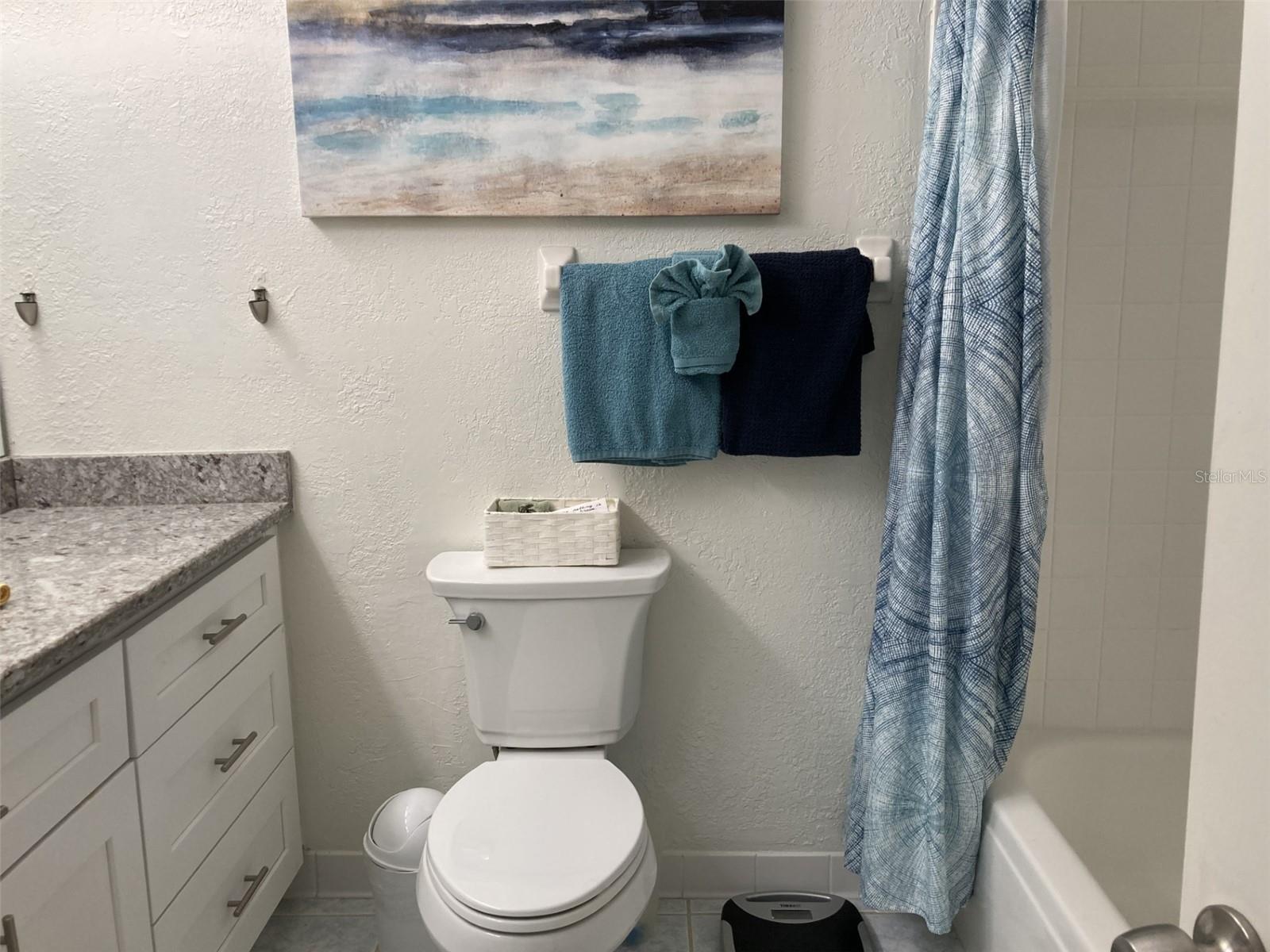 Image 13 of 20 For 304 47th Avenue Drive W 307