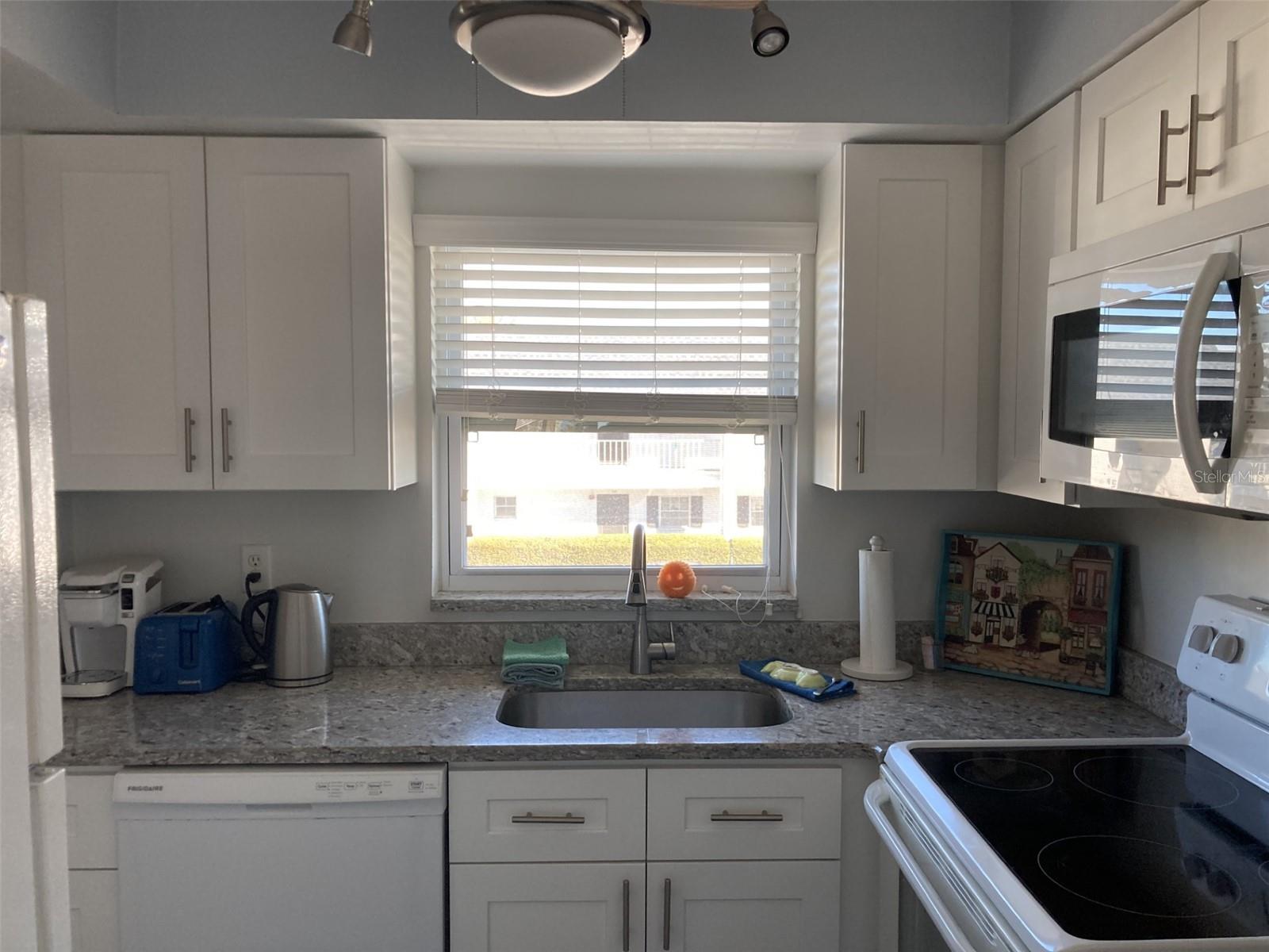 Image 4 of 20 For 304 47th Avenue Drive W 307