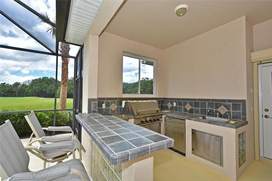 Image 19 of 25 For 808 Whooping Crane Court