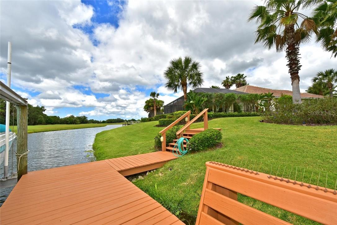 Image 24 of 25 For 808 Whooping Crane Court