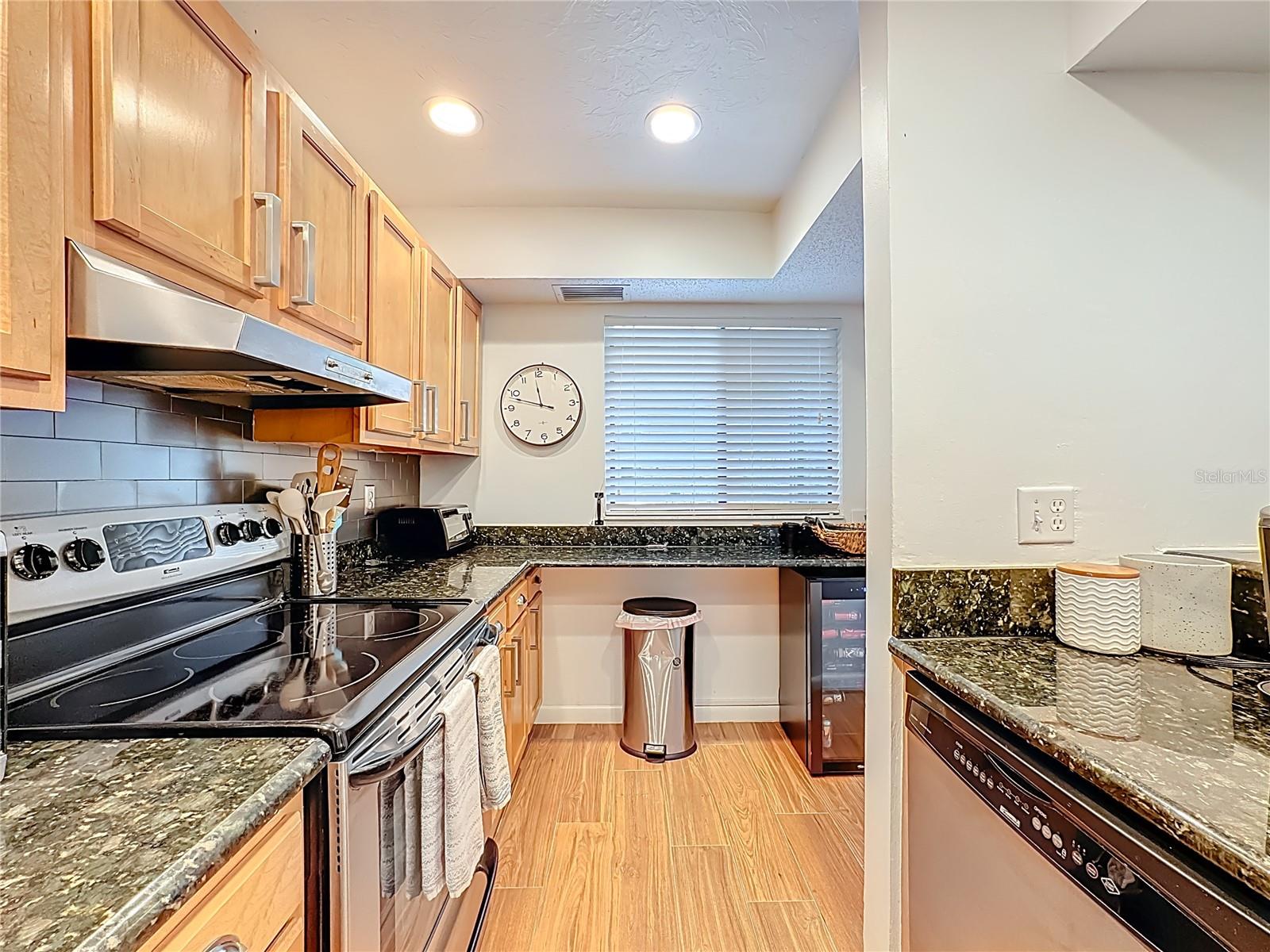 Image 11 of 99 For 1707 Pelican Cove Road Gl351