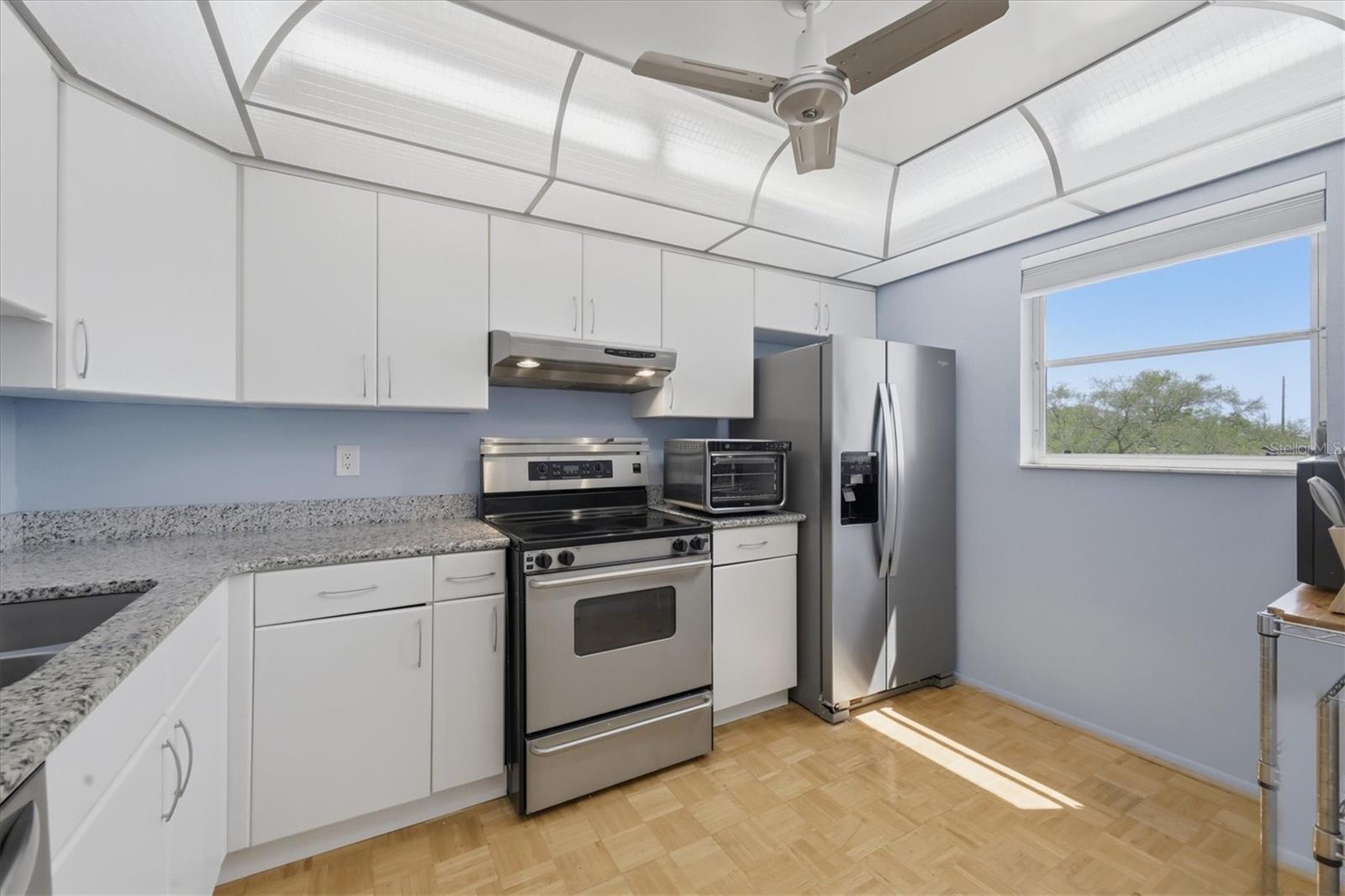 Image 20 of 60 For 4240 Ironwood Circle 406aa