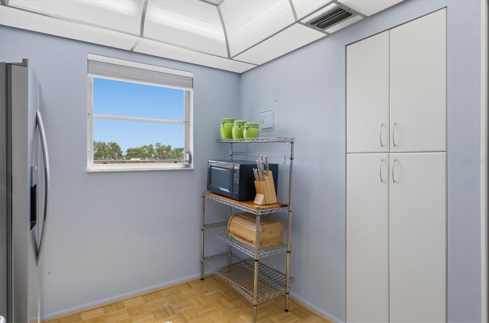 Image 21 of 60 For 4240 Ironwood Circle 406aa