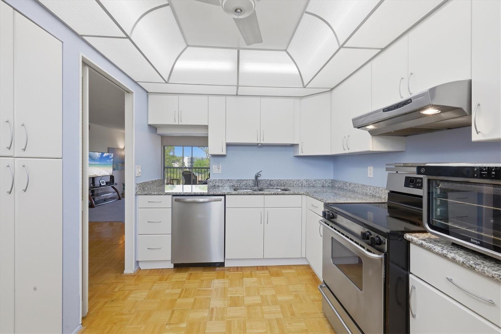 Image 23 of 60 For 4240 Ironwood Circle 406aa