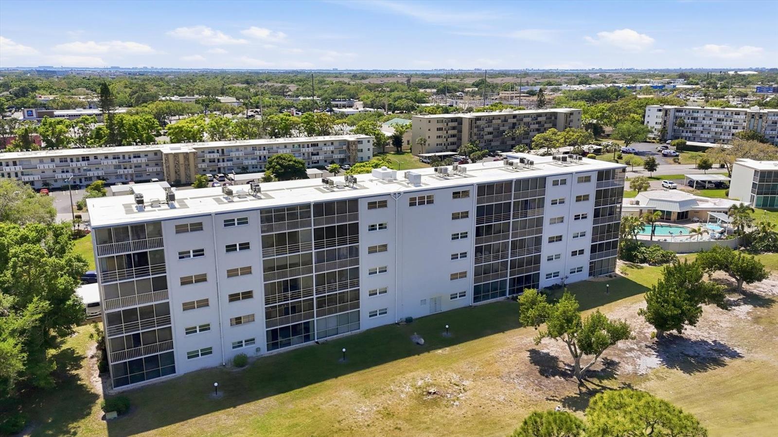 Image 36 of 60 For 4240 Ironwood Circle 406aa