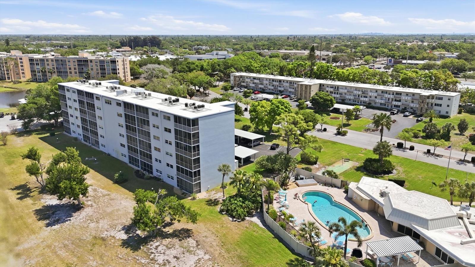 Image 37 of 60 For 4240 Ironwood Circle 406aa