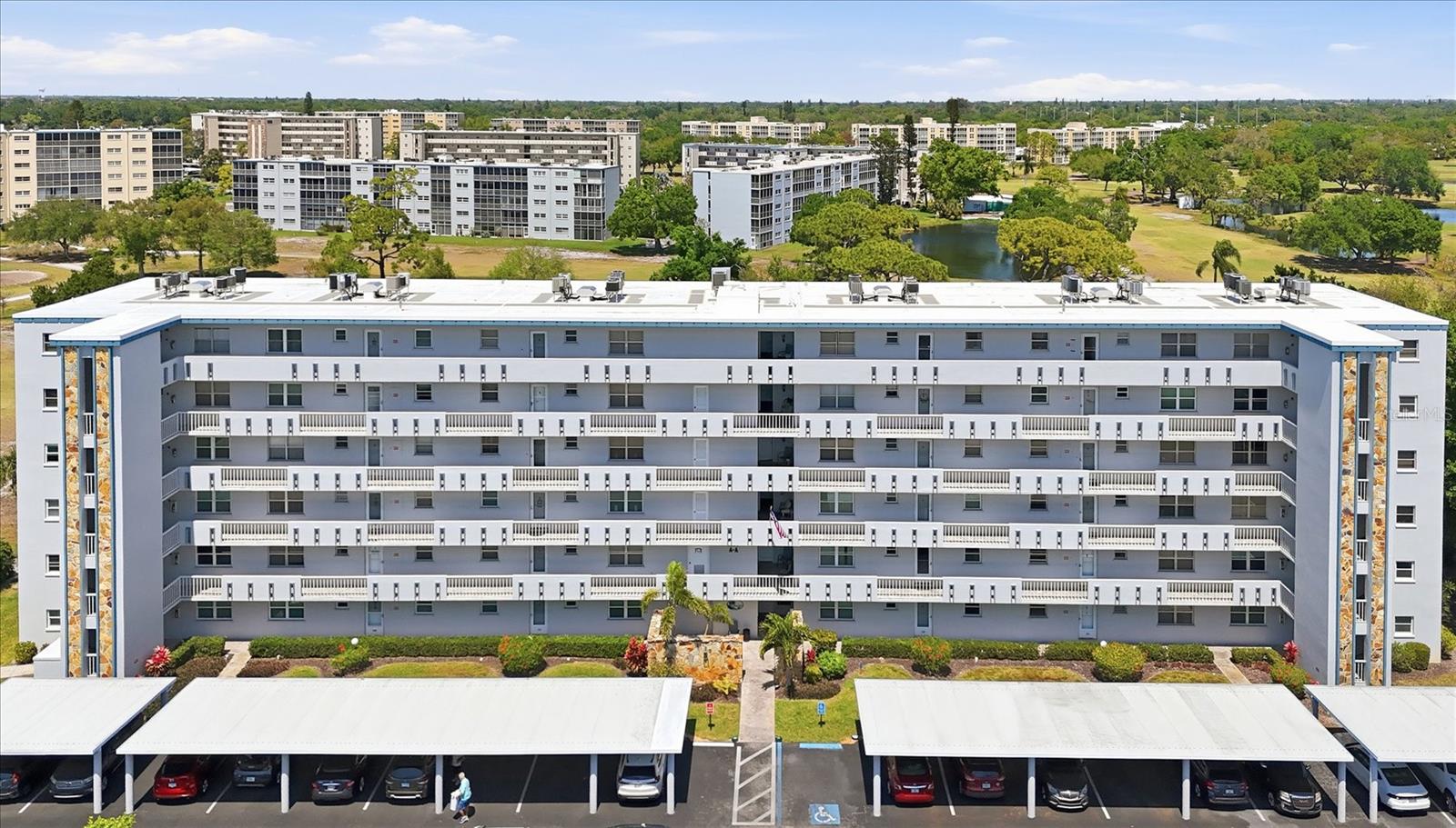 Image 8 of 60 For 4240 Ironwood Circle 406aa