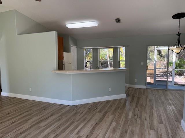 Image 7 of 36 For 6856 Babbit Avenue