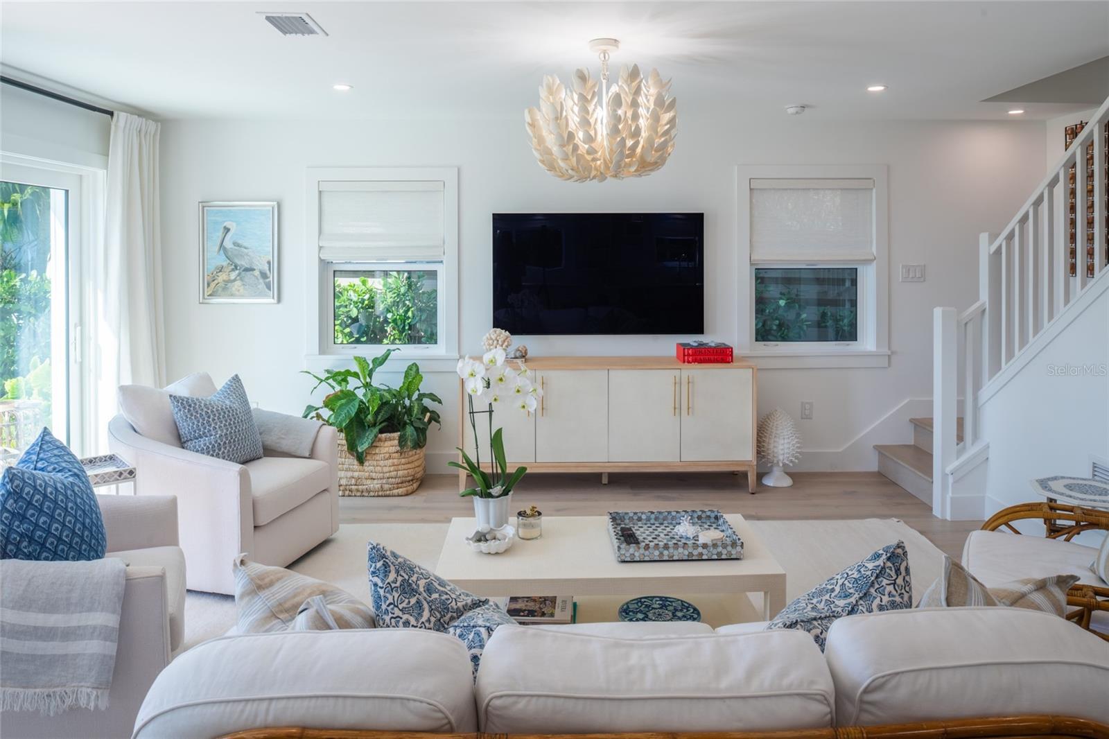 Image 16 of 93 For 321 Casey Key Road