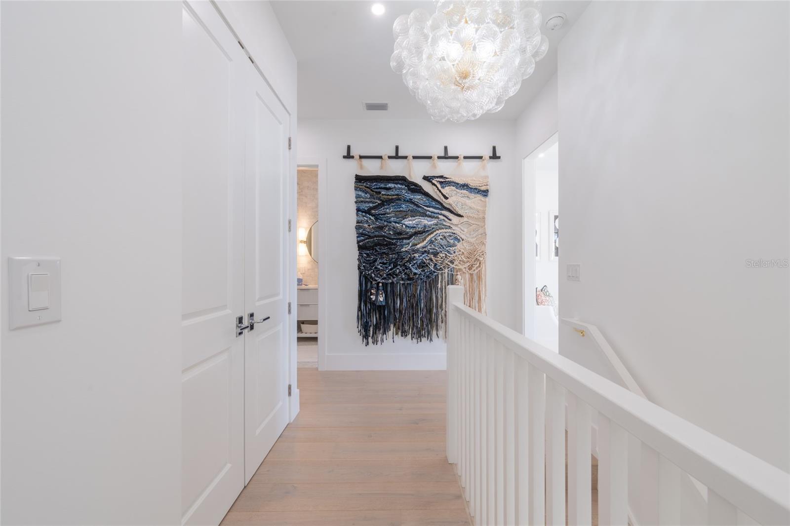 Image 23 of 93 For 321 Casey Key Road