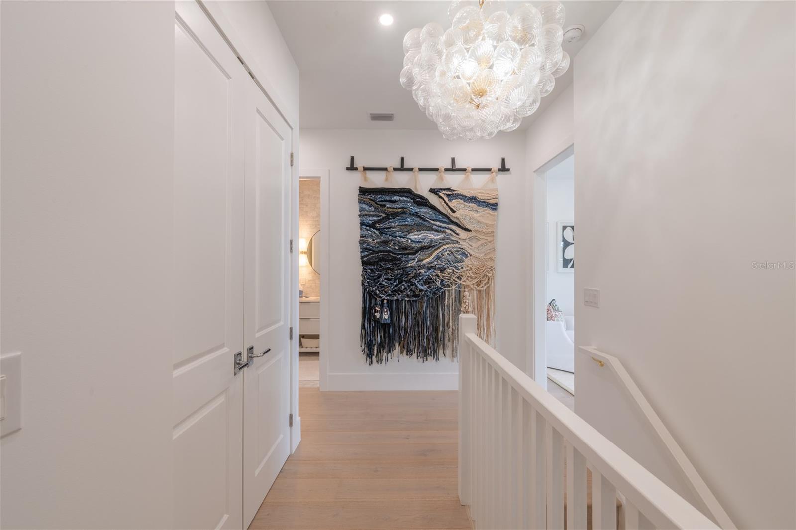 Image 48 of 93 For 321 Casey Key Road