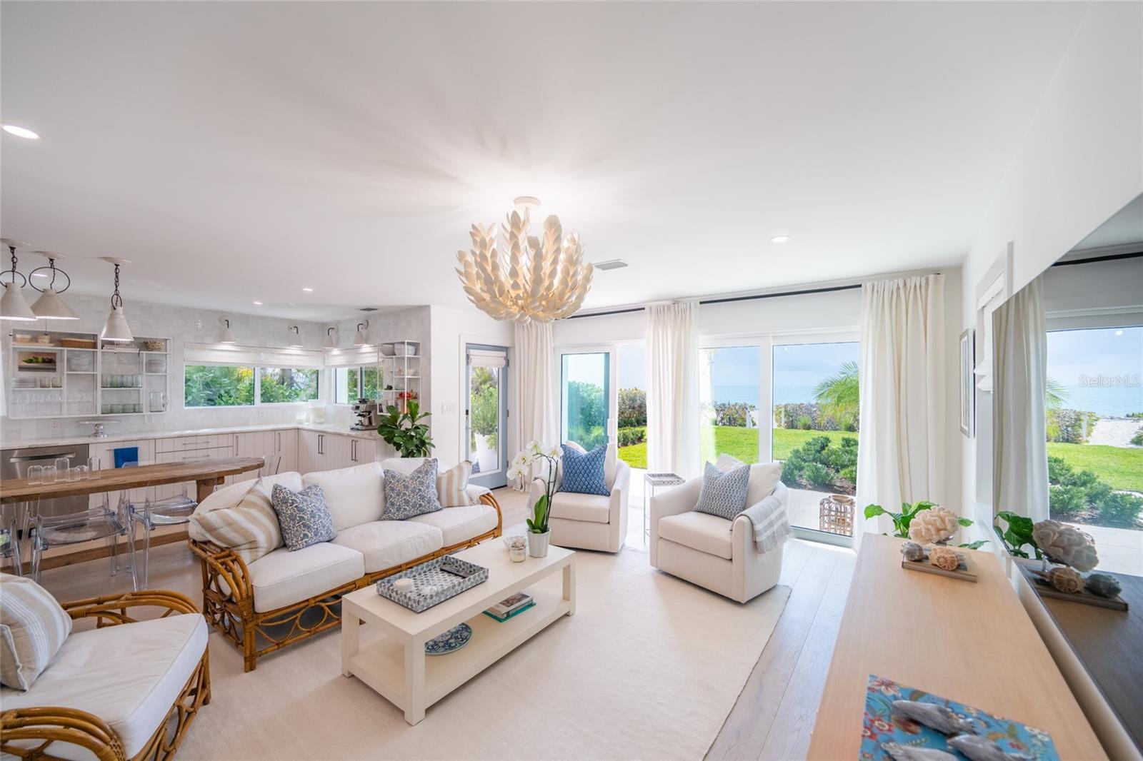 Image 5 of 93 For 321 Casey Key Road