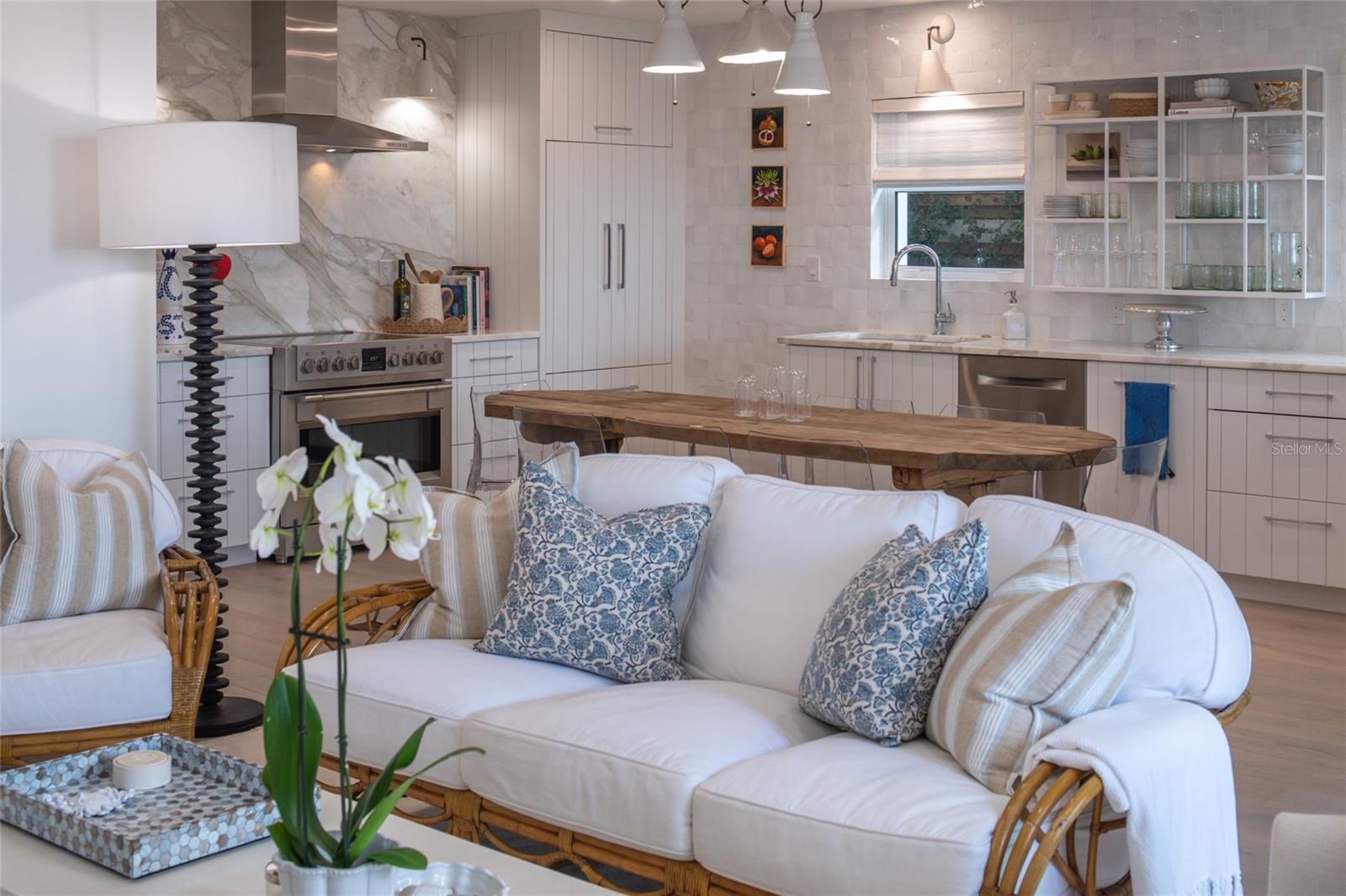 Image 52 of 93 For 321 Casey Key Road