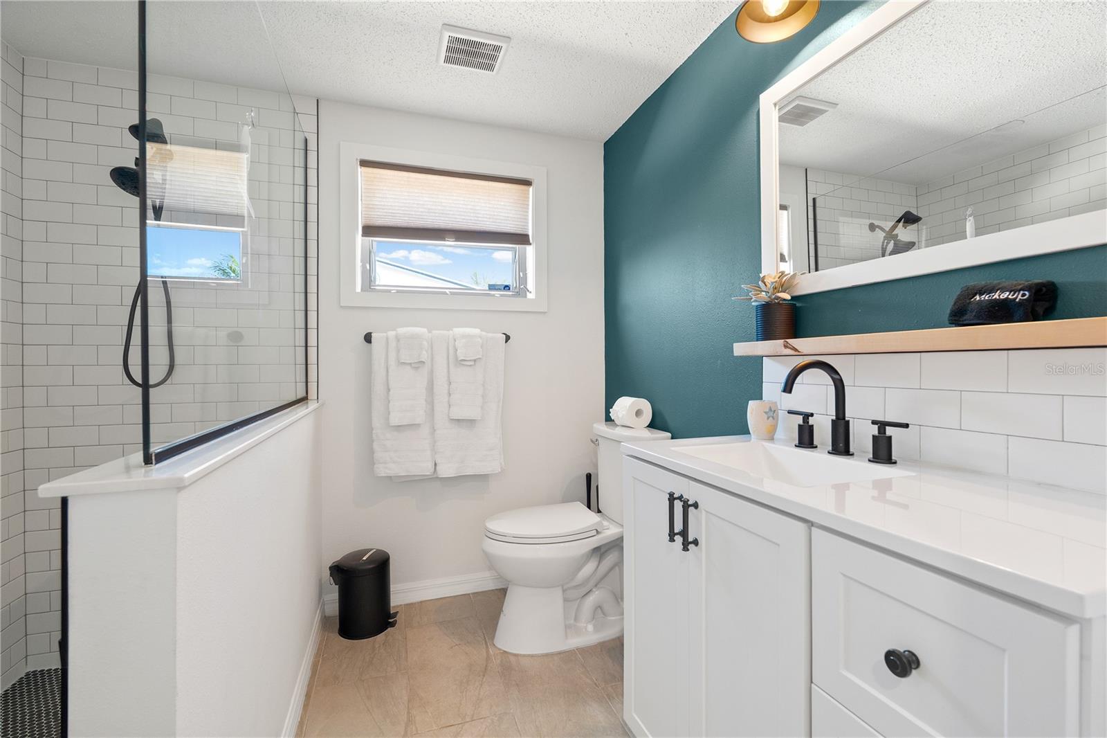 Image 10 of 32 For 1000 Fruitland Avenue