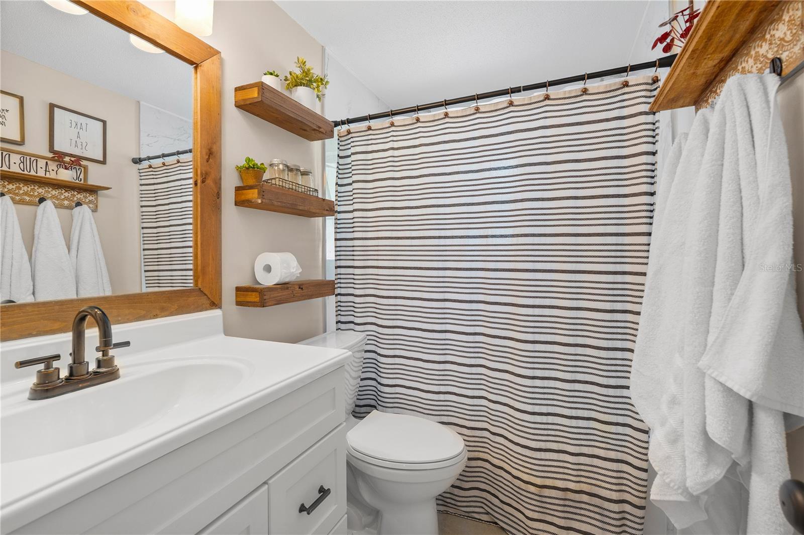 Image 20 of 32 For 1000 Fruitland Avenue