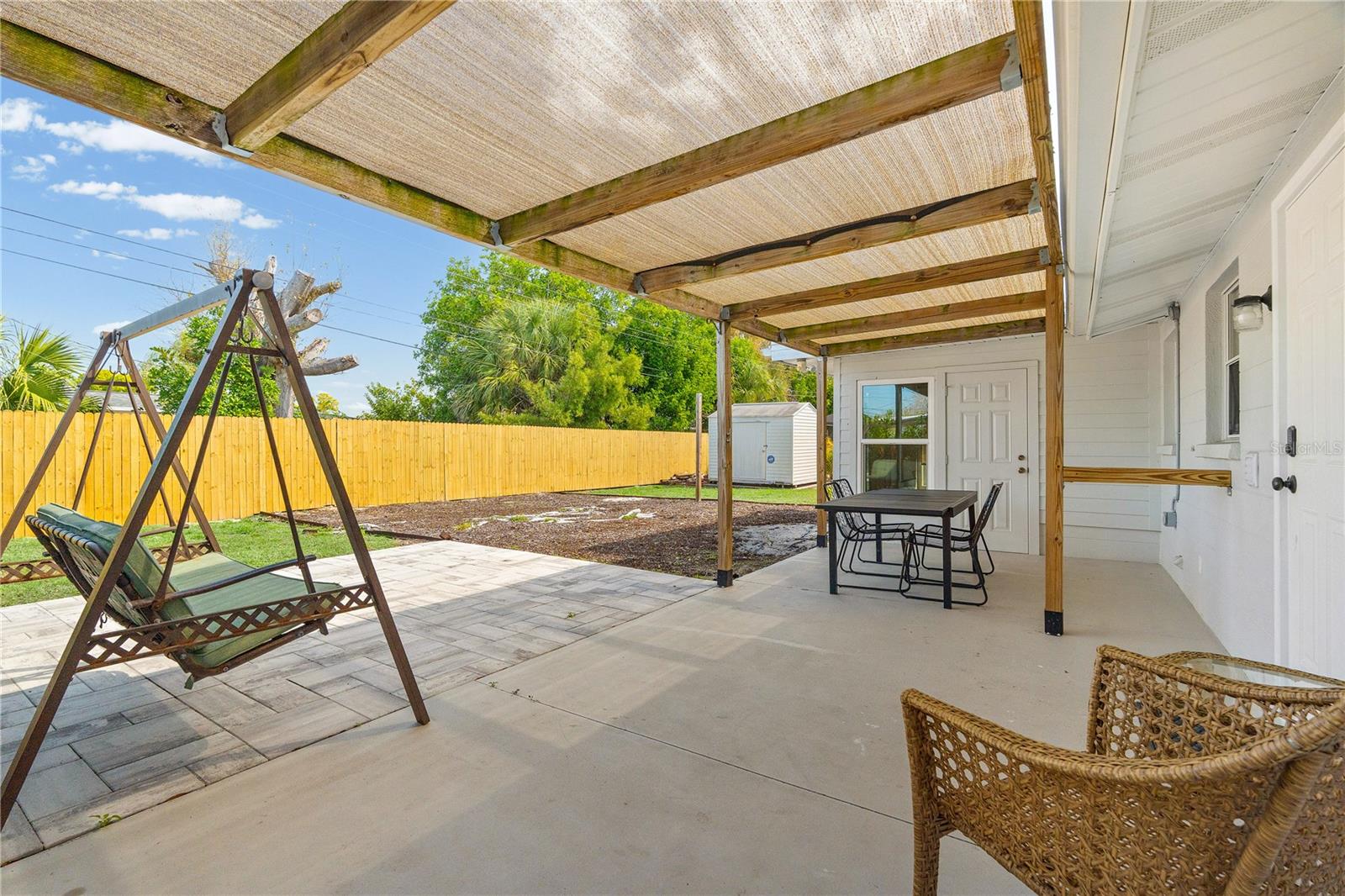 Image 3 of 32 For 1000 Fruitland Avenue