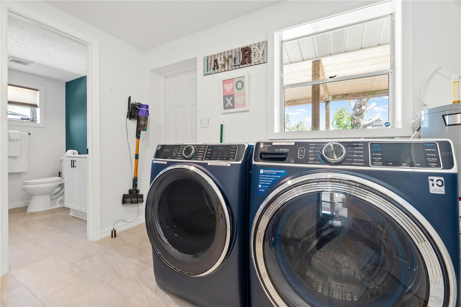 Image 9 of 32 For 1000 Fruitland Avenue