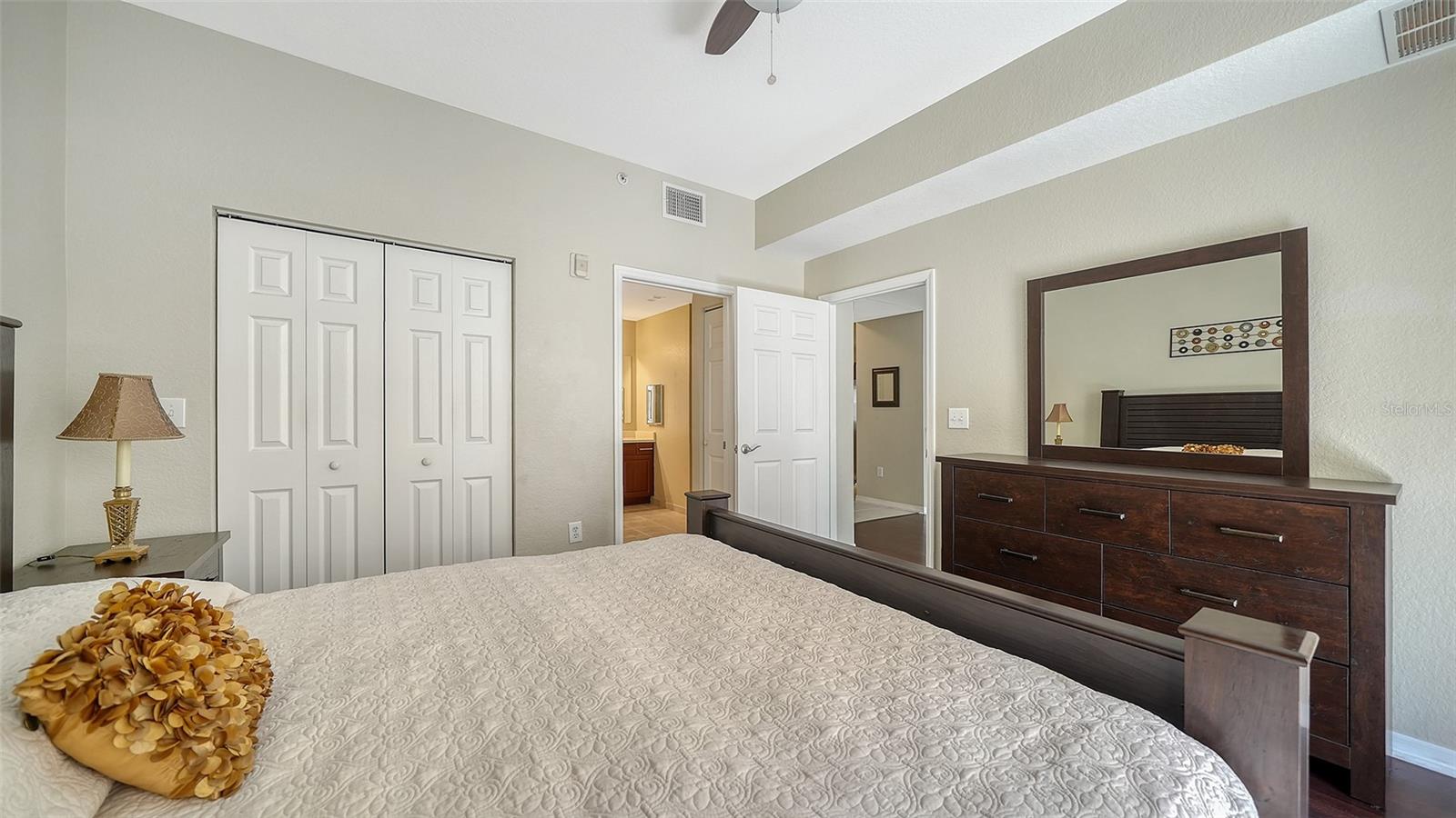 Image 23 of 39 For 1064 Tamiami Trail  1320