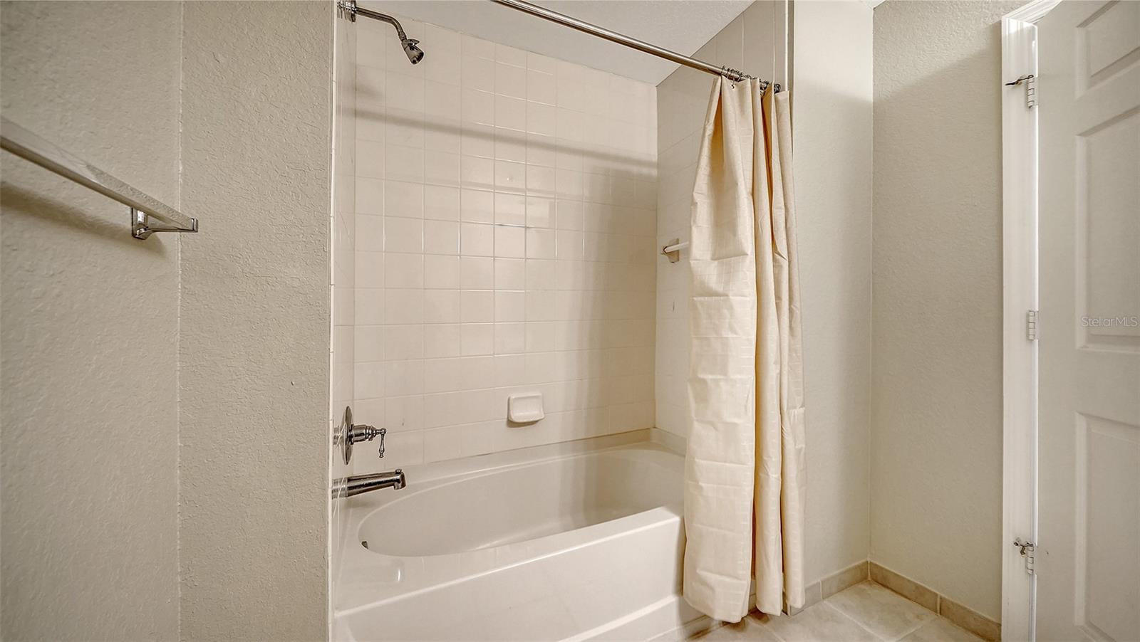 Image 26 of 39 For 1064 Tamiami Trail  1320