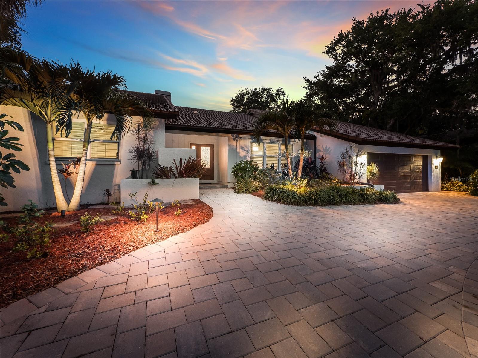 Image 3 of 84 For 5231 Siesta Cove Drive