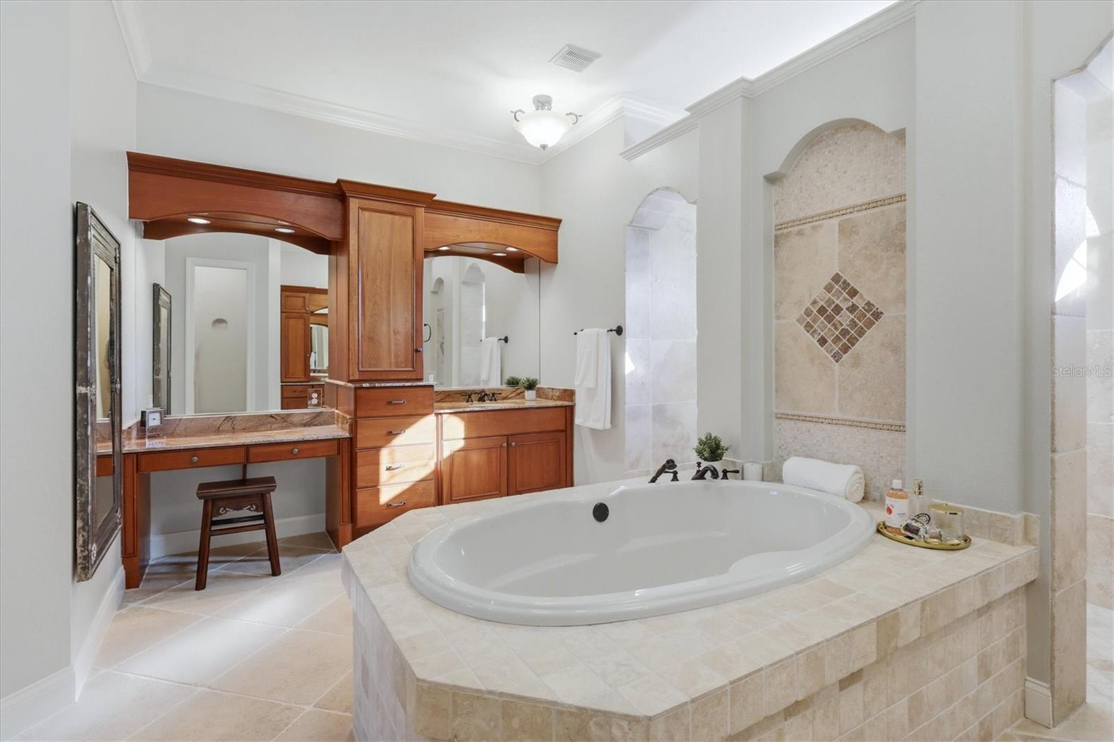 Image 33 of 99 For 7026 Dominion Lane