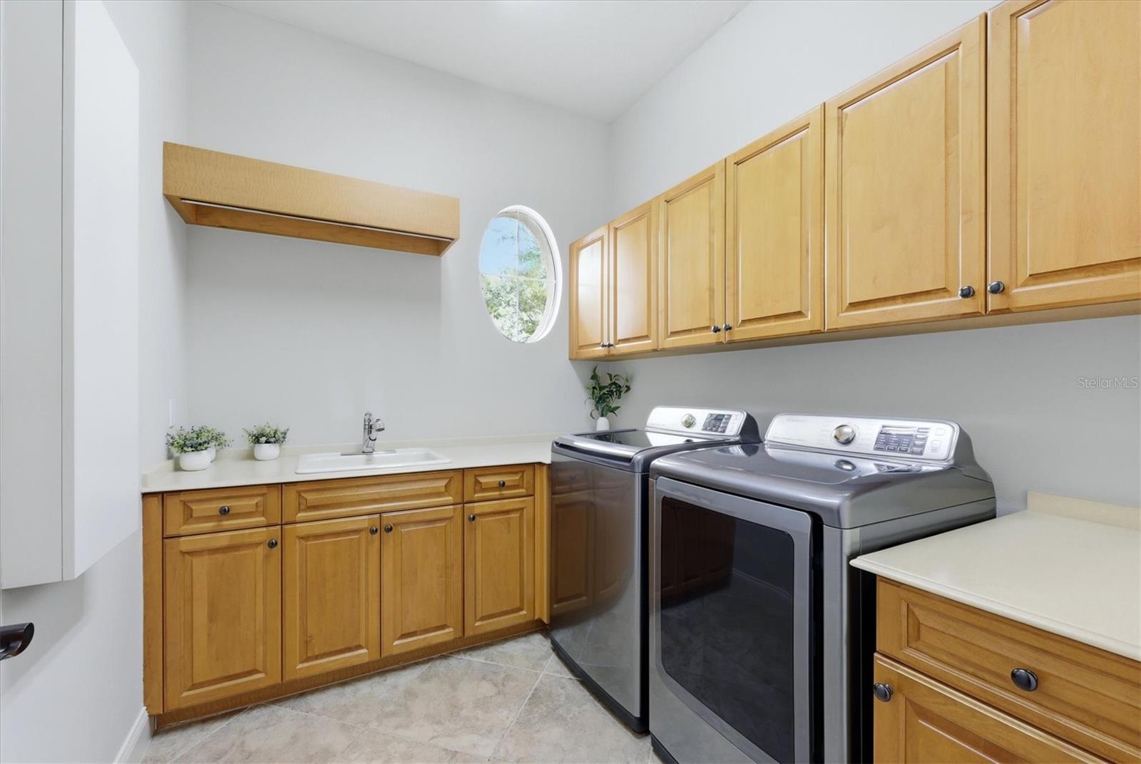 Image 49 of 99 For 7026 Dominion Lane