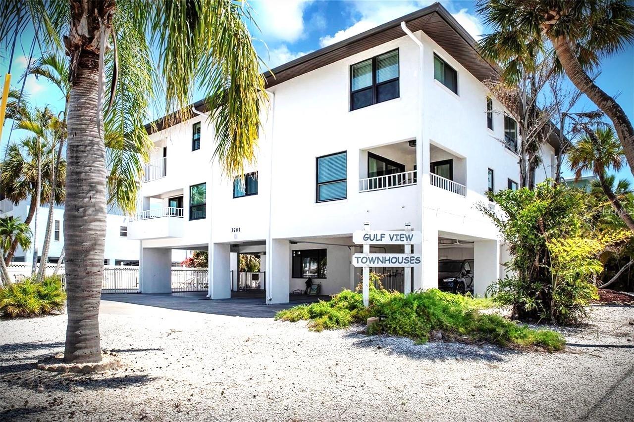 Image 2 of 3 For 3701 5th Avenue 1