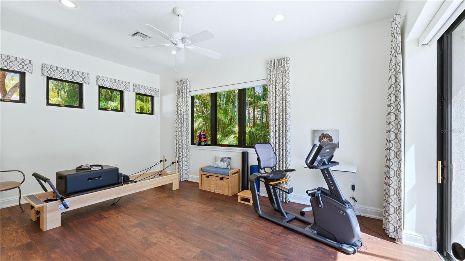 Image 28 of 68 For 2625 Colony Terrace