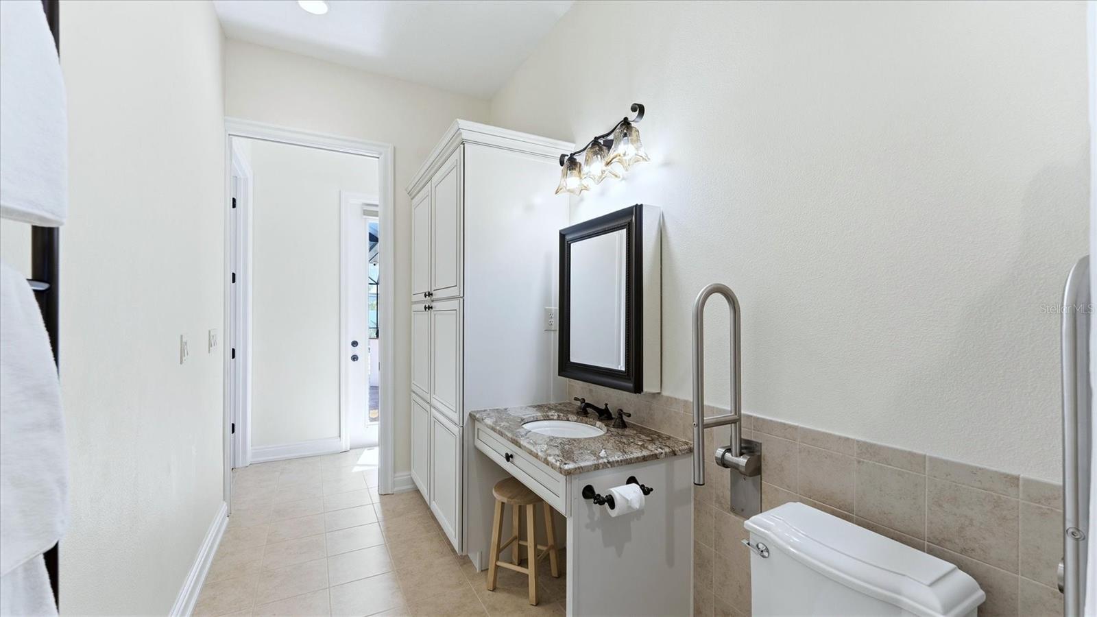 Image 31 of 68 For 2625 Colony Terrace