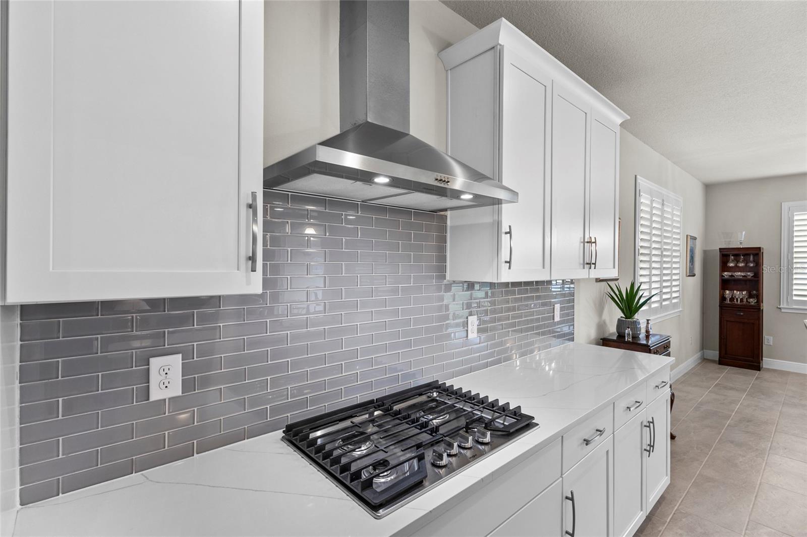 Image 12 of 63 For 5745 Long Shore Loop