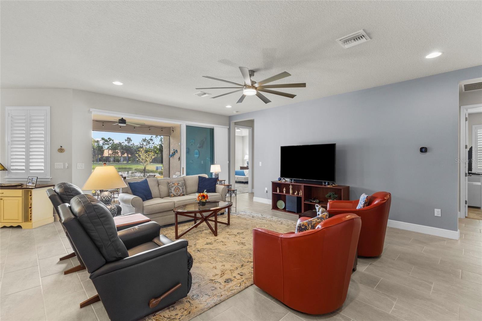 Image 16 of 63 For 5745 Long Shore Loop